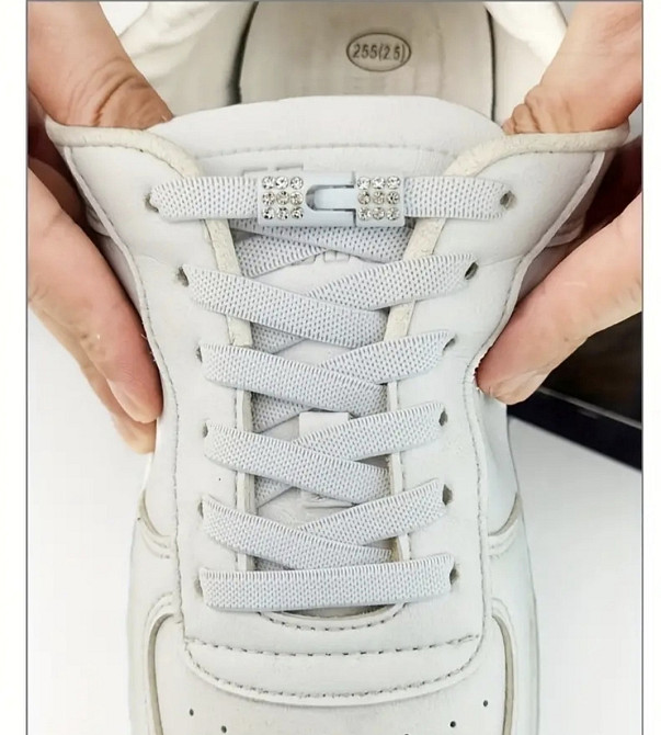 Шнурки еластичні без зав'язок із застібкою стрази в один колір Сміла - фото 1