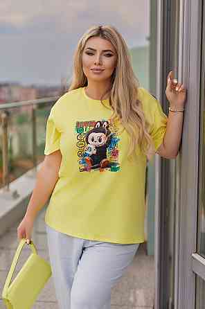 Базова жіноча футболка з малюнком "Labubu" | Норма і батал Київ