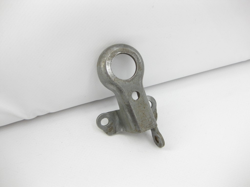 Mercedes-Benz  A2712231641 Кронштейн - вуха передня ліва двигуна M271 R4 1.6 1.8T Одесса - изображение 2