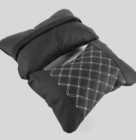 Подголовник  в авто, подушка под голову для автокресла КРАСНАЯ/БЕЛАЯ нитка Кременчуг