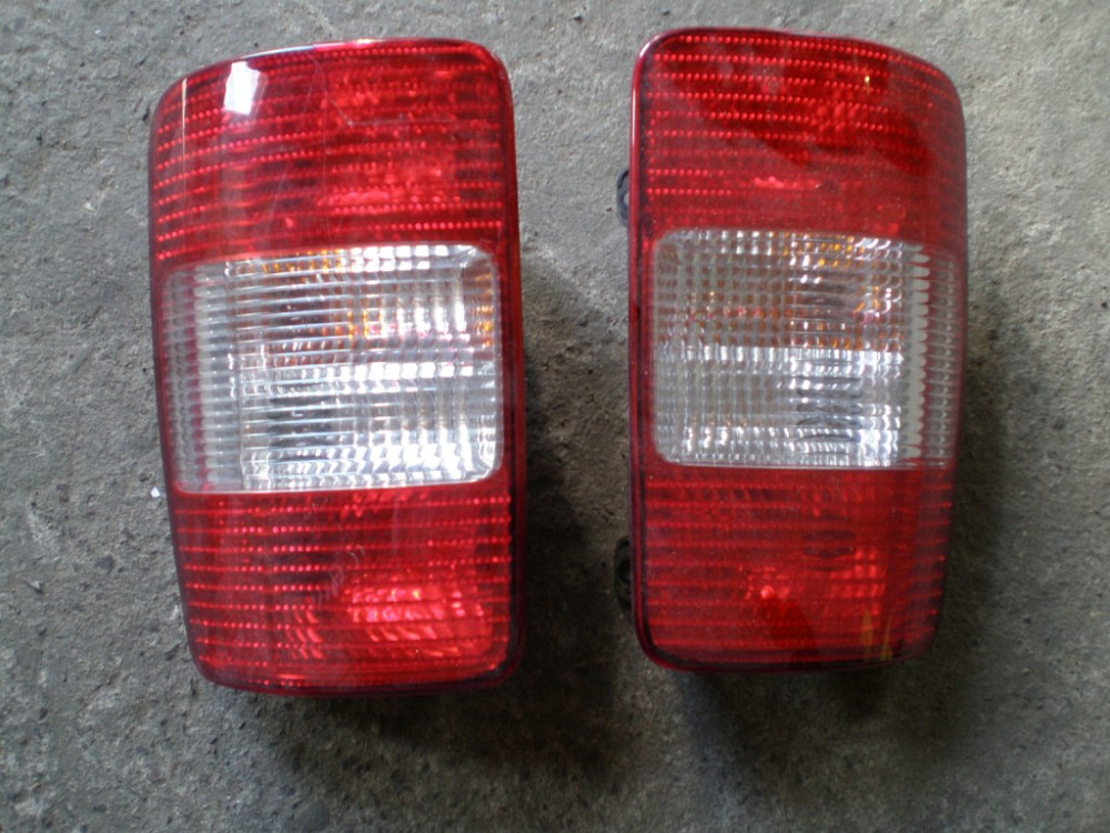 Ліхтар задній лівий VW Caddy 2004-2010 (2K0945111A) Ковель - изображение 1