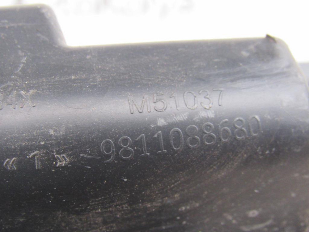 Кронштейн бампера задній Opel Vivaro III 2019-2023 (9811088680) Ковель - фото 1