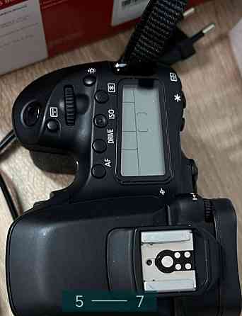 Фотоаппарат Canon 80D. Киев