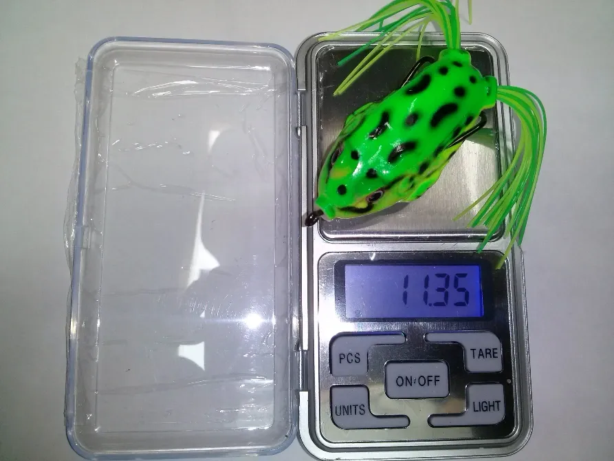 Лягушка незацепляйка на щуку с хвостиком Киев - изображение 3