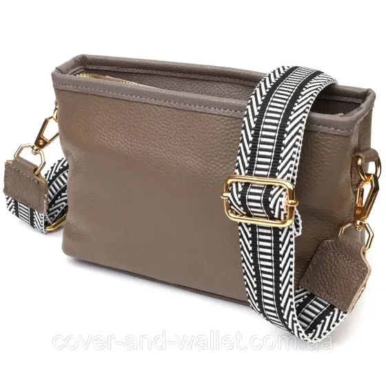 Стильная женская кожаная сумка через плечо в сером цвете на молнии Leather Collection Киев