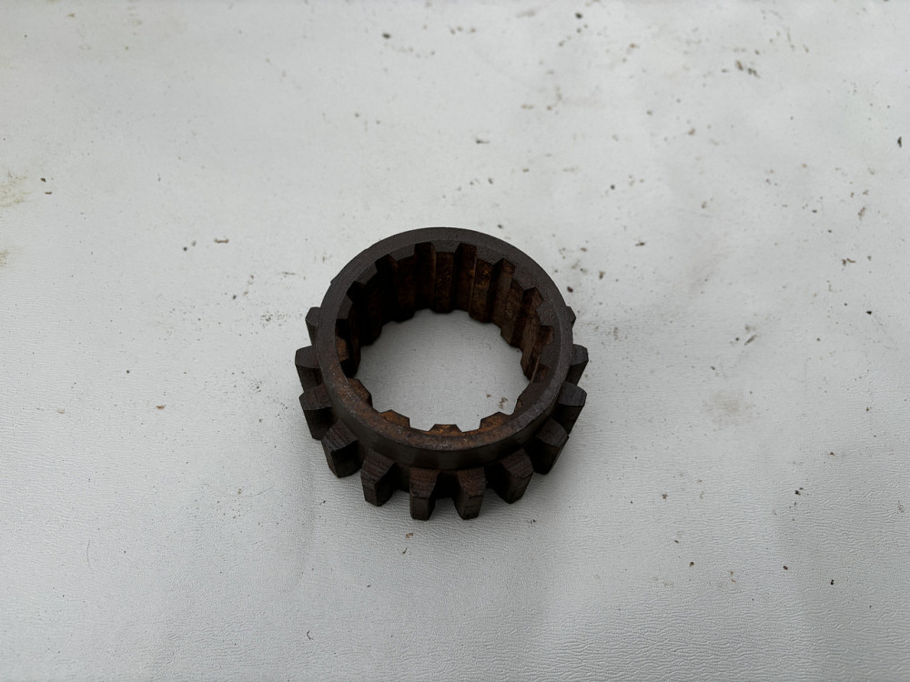 Шестірня заднього ходу КПП ЮМЗ. 40-1701051. Харків - фото 1