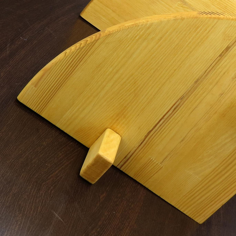 Угловая настенная полка 