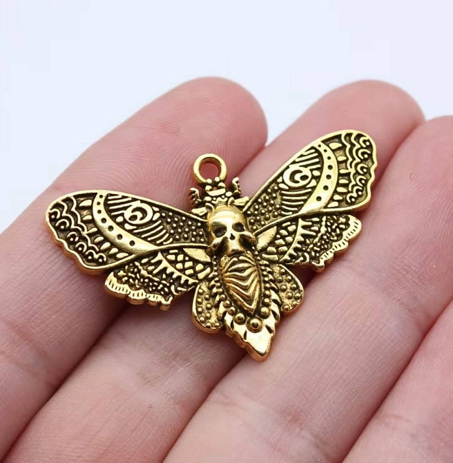 Подвеска мотылек с черепом винтажная металлическая шарм для украшений Киев - изображение 1
