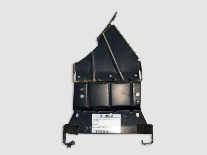 Mercedes-Benz  A2115453440 Кронштейн аудіопідсилювача в багажнику E-Class W211 CLS C219 Одесса - изображение 1
