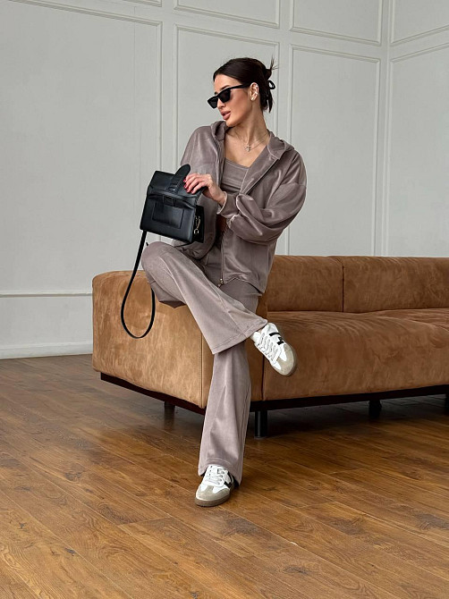 Жіночий повсякденний костюм-трійка: кофта, топ і штани велюр Бежевий, 48/52 Одеса - фото 4