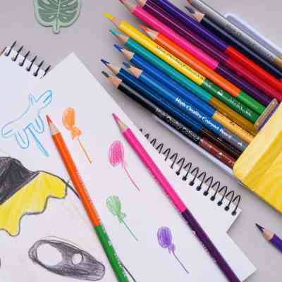 Карандаши цветные Школярик Трехгранные Двусторонние С точилкой 12 шт 24 цвета (312113001-UA) Винница