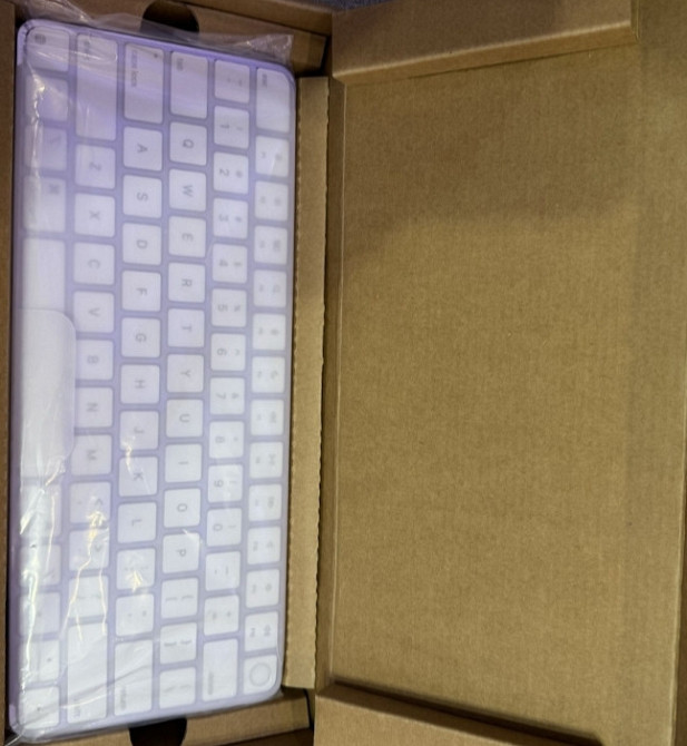 Клавиатура Apple Magic Keyboard with Touch ID Mac silicon USB–C Purple- MXCK3 Киев - изображение 1