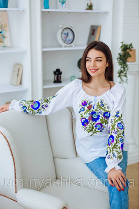 Жіноча вишиванка в стилі петриківського розпису "Писанка" Кривий Ріг - фото 2