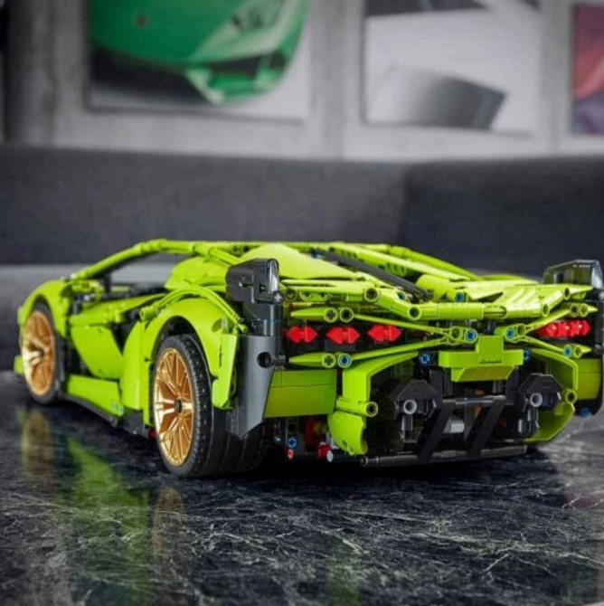 Конструктор машинка Technik  Lamborghini Sian FKP 37 3696 деталей, розмір 1:8  Ламборджині FKP 37 Київ - фото 6