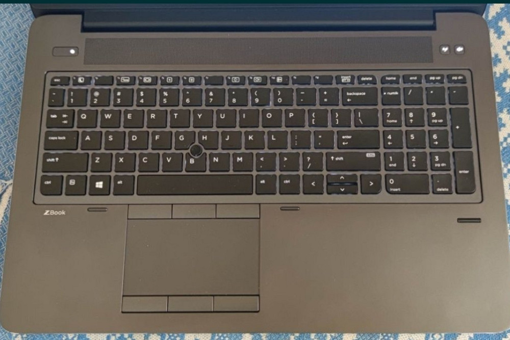 Ноутбук: HP Zbook 15 G3 15.6