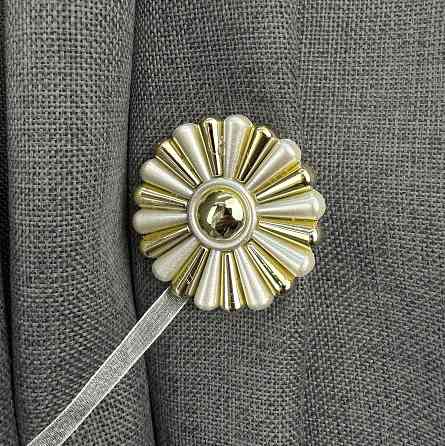 Магніти для штор і гардин Хризантема набір 2 шт Сірий з золотистим (81-302) Київ