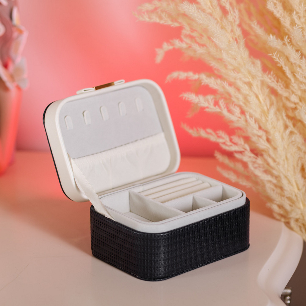 Yiwu Скринька для прикрас з еко шкіри 15.5×11.5×8.5 ​​органайзер для ювелірних виробів HP-5-37B Коломыя - изображение 6