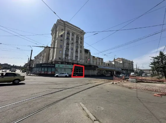 Площа Вокзальна. Павільйон з водою і каналізацією Дніпро