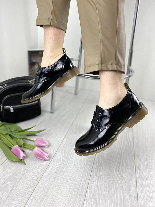 Туфлі жіночі Sothby 's чорні лаковані 36 (2989) Коломия - фото 1