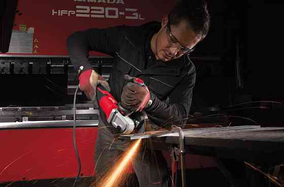 Шліфмашина кутова MILWAUKEE 125 мм AGV 15-125 XC 1550Вт 4933428120 Одеса