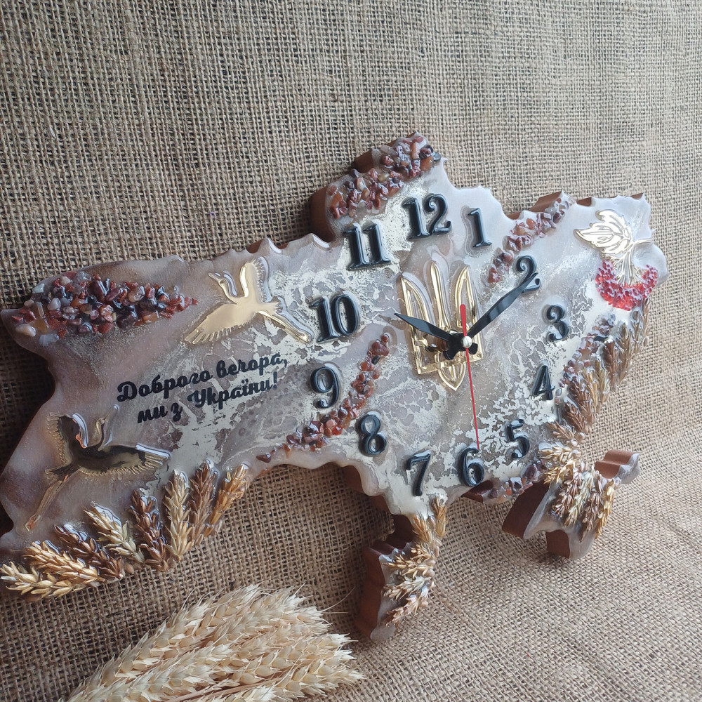 Годинник настінний 80*55 см з епоксидної смоли ручної роботи "Карта України" Дніпро - фото 1