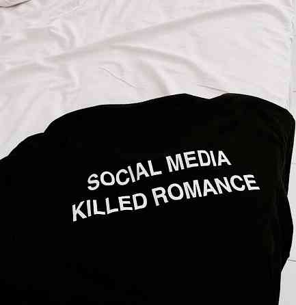 Футболка Social Media Killed Romance Чернівці