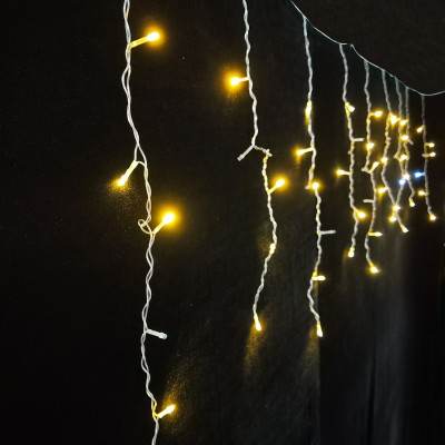 Гірлянда Novogod`ko бахрома 83 LED, теплий білий, 3*0,6 м, мерехтіння (973776) Вінниця - фото 1