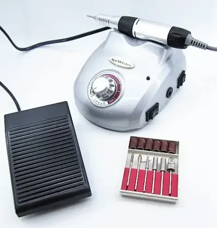 Фрезер для маникюра и педикюра Nail Master (45000 оборотов , 65 вт) серебро Киев