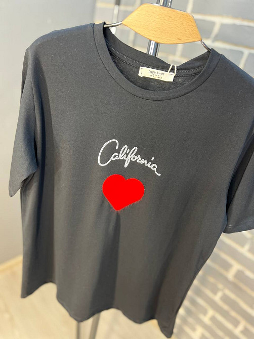 Футболка женская Pepper&mint BX24-34 с вышивкой красное сердце черная, черный, L Киев - изображение 17