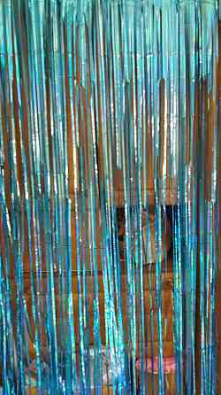 Фольгированные шторы для фотозоны с голограммой 2 м на 1 м голубой Киев