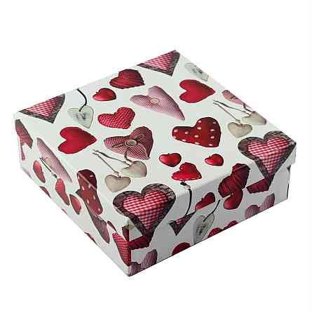 Коробка подарункова ООТВ Heart 18 х 18 х 7 см Рівне