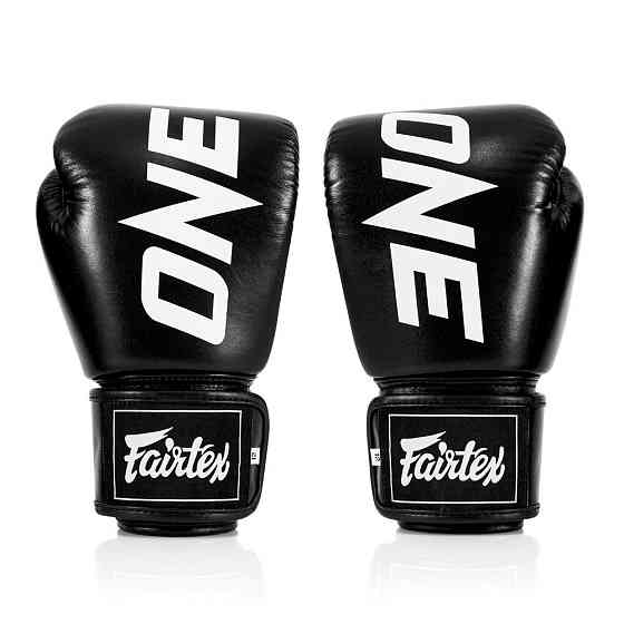 Боксерські рукавиці Fairtex BGV1-ONE (натуральна шкіра) Black 14 унцій (бинти в комплекті) Каменское