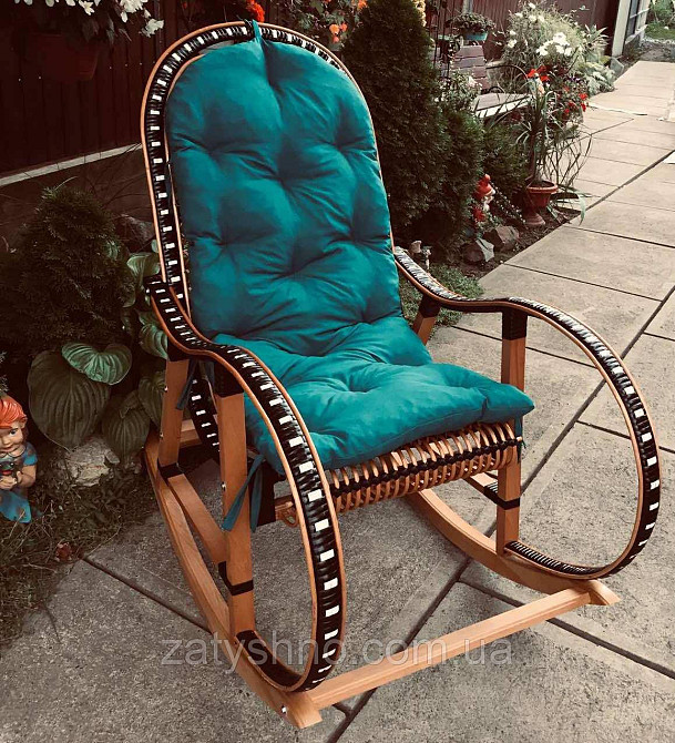 Кресло качалка с накидкой голубой | кресло-качалка плетеная на подарок | кресло качалка  с ротанга Киев - изображение 2