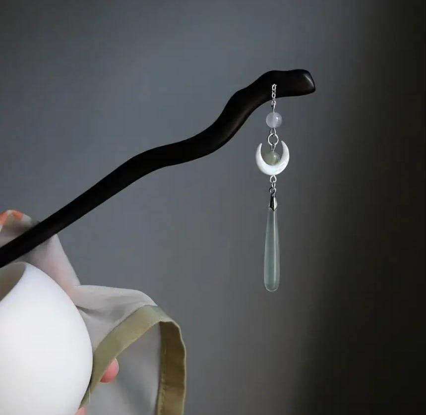 Деревянная заколка для волос в китайском стиле с подвеской Луна и хрусталь Киев - изображение 1