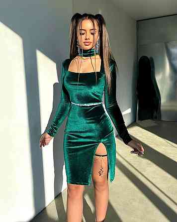 Жіноче святкове мініплаття з королівського оксамиту Зелений, 42/44 Одеса