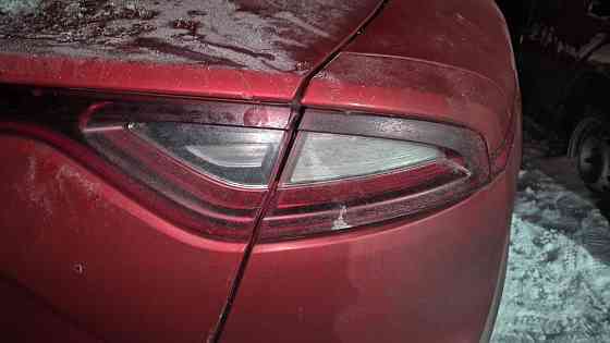 Задній правий стоп на Kia Stinger Київ