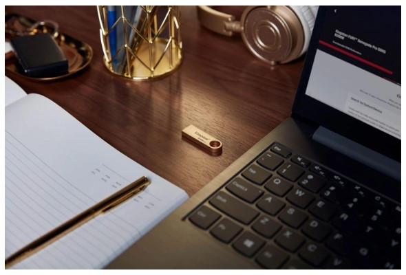 Flash Drive Kingston DT SE9 G3 128GB USB 3.2 Gold (DTSE9G3/128GB) (6962752) Киев - изображение 2