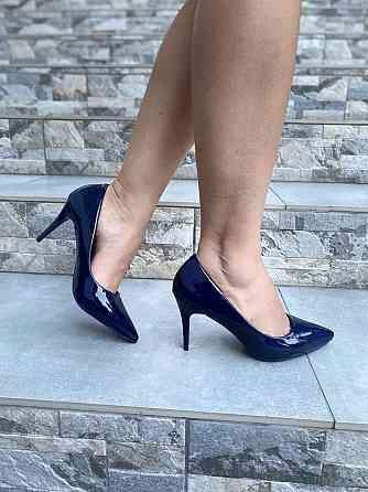 Comer Туфлі жіночі COMER темно-сині еко-лак каблук 8.5 см ( ) 37р.38р.40р. Коломия