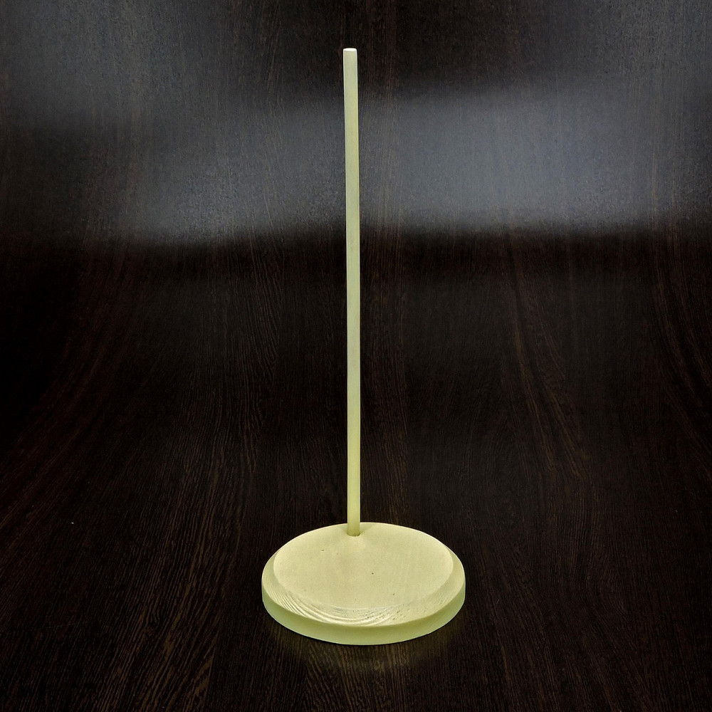 Подставка для кукол 