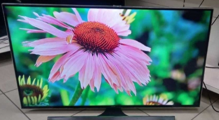 Телевизор: 55