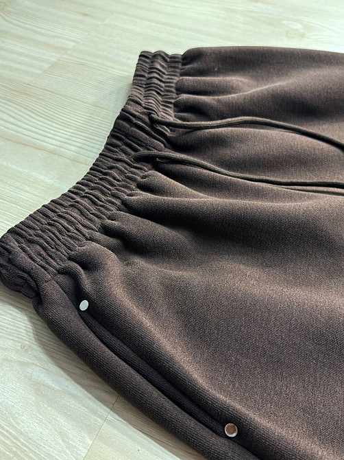 Костюм женский A-N 27063 свитшот и джогеры оверсайз с вышивкой коричневый, коричневый, S Киев - изображение 18