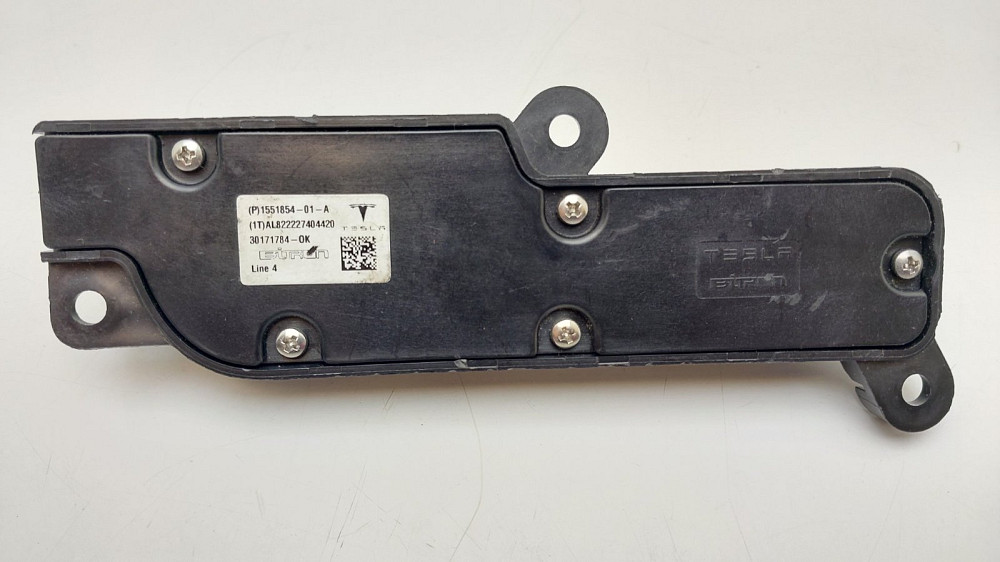 Блок регулювання положення сидіння водія Tesla model 3, model Y 1551854-01-A з незначним дефектом Луцьк - фото 2
