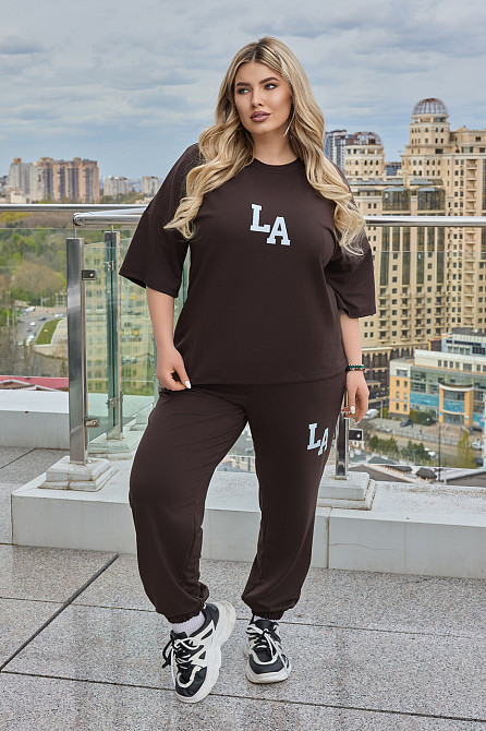 Женский легкий спортивный костюм с футболкой 