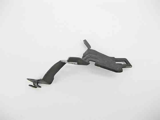 Mercedes-Benz  A2115460043 Металевий утримувач електропроводів на задньому лівому кулаку E-Class W211 CLS C219 SL R230 Одеса