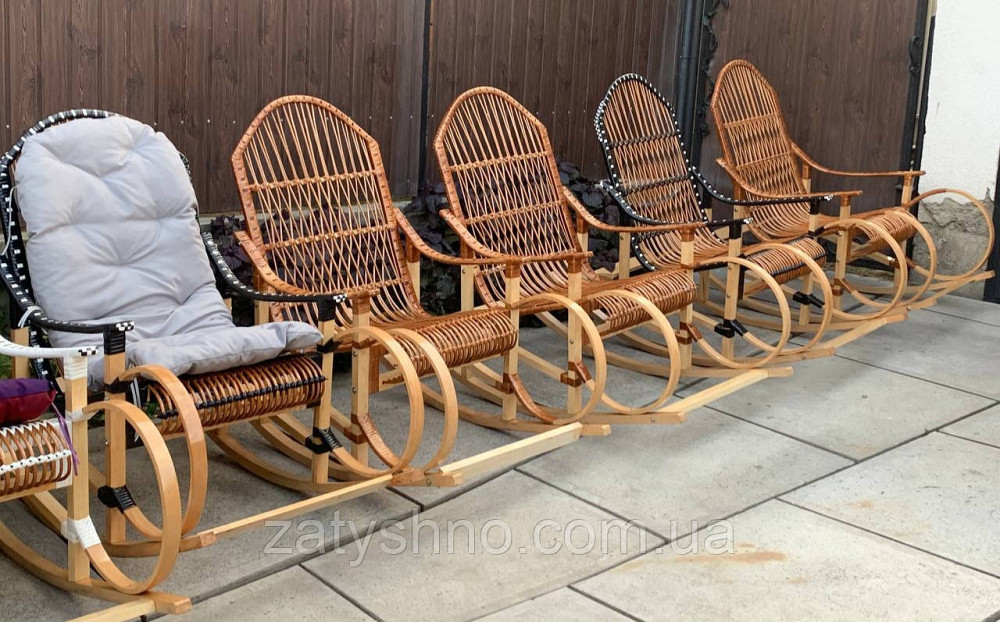 Крісло-гойдалка плетені з ротанга та лози Київ - фото 4