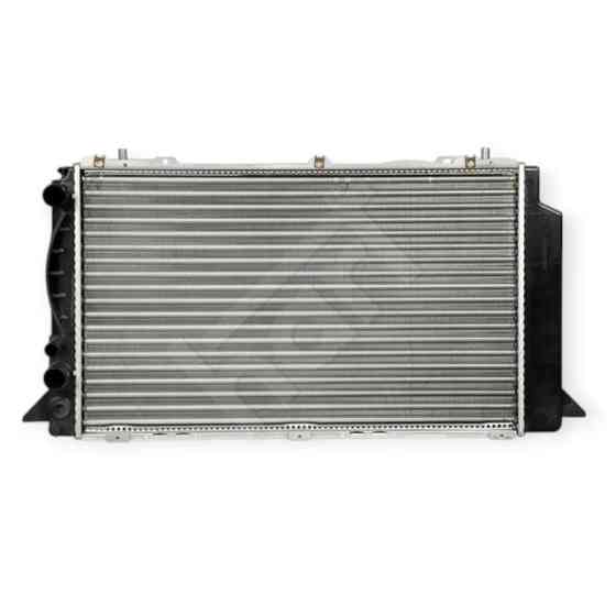 Радиатор охлаждения двигателя автомобиль Ауди 80 1.6-2.8i, D 89- Мукачево