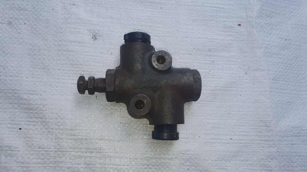 Клапан обмеження підіймання кузова КамАЗ. 5511-8604010. Харків - фото 1