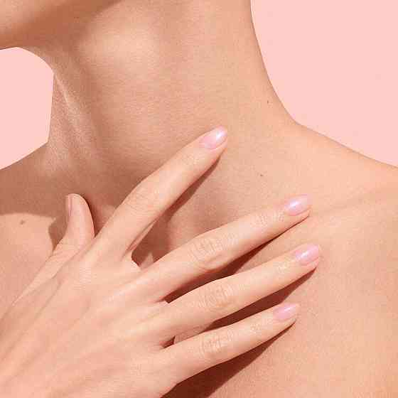 Лак для нігтів, що зміцнює Manucurist ACTIVE PLUMP з колагеном, рожевий, 15мл Слов'янськ