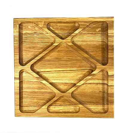 Деревянная тарелка квадратная из натурального дерева, закусочная тарелка 30х30х2,5 см Каменец-Подольский