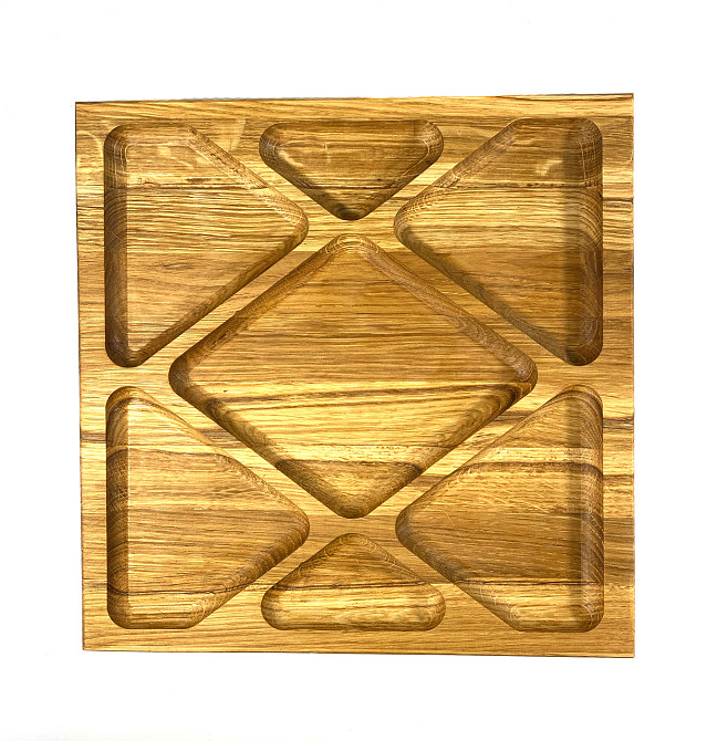 Деревʼяна тарілка квадратна з натурального дерева для закусок, закусочна тарілка 30х30х2,5 см Кам'янець-Подільський - фото 2